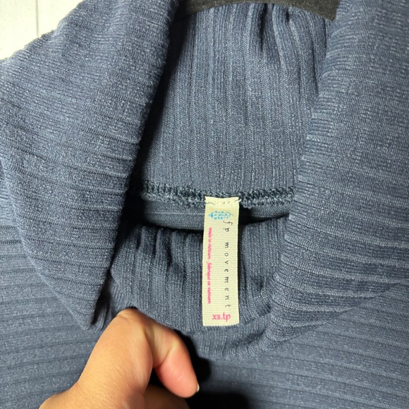 Free People Movement Can't Handle This Ribbed Turtleneck Shirt Pullover Sz XS‎ - Picture 4 of 6